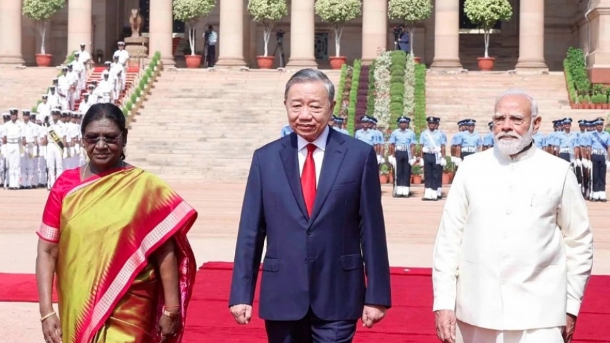 India hosts official welcome ceremony for Vietnam's top leader